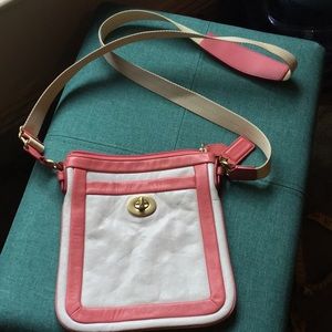White pink crossbody